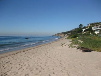 Malibu Vacation Rental Home Eight Bedrooms